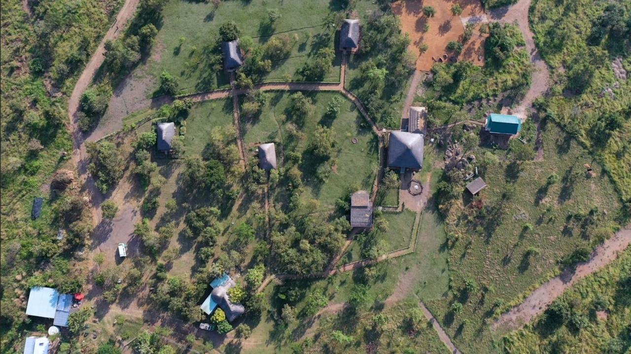 Mama Washindi Lodge Pakwach Bagian luar foto
